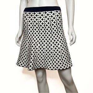 Bebe Starburst Geometric Flare Skater Mini Skirt Womens SZ S Dainty Effortless